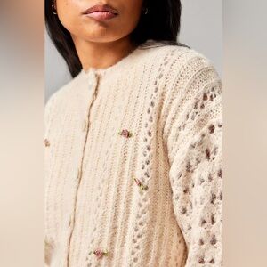 Kimchi Blue Rose Pointelle Knit Cardigan Sz Small Petite - Beige Romantic